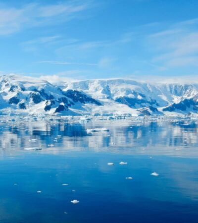 Antartica Luxury Travel